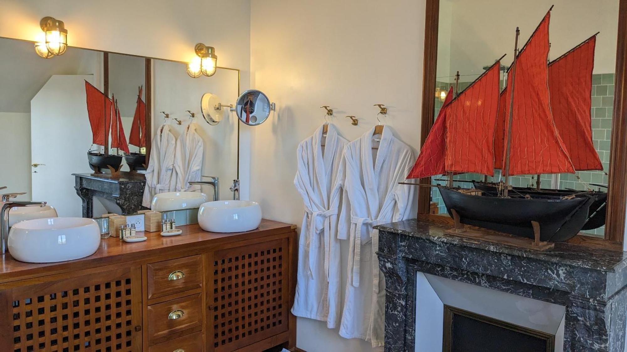 Manoir de Truhelin, à 2 pas du Golfe du Morbihan Arradon Ruang foto